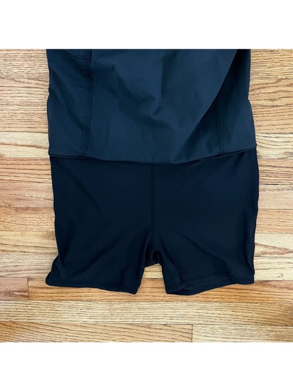 Vtg Athleta Trekkie Skort Black Sz 10 Cargo Zip Pockets Gorpcore Athleisure Golf - Picture 5 of 10